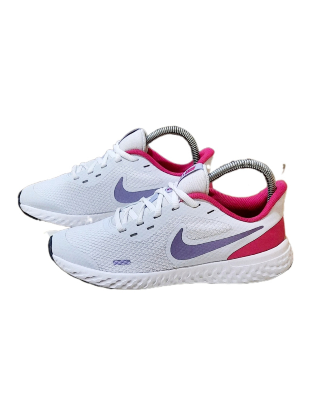 Nike Revolution 5 Youth Running
Shoes White Pink Size 6Y (wmn 7.5)
BQ5671 018